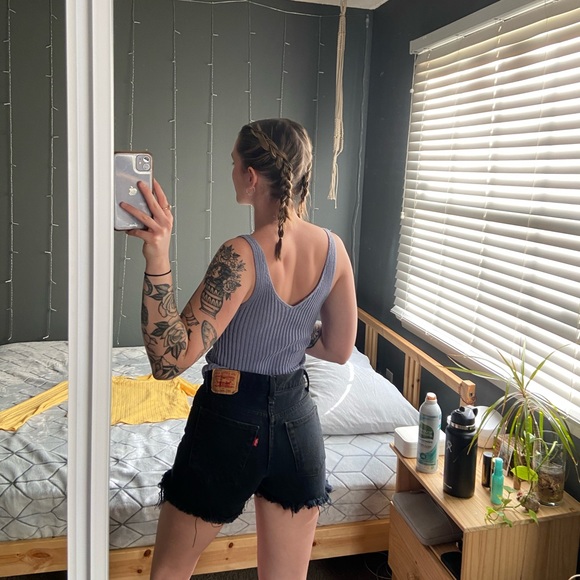 Periwinkle Tank Top - Picture 2 of 4